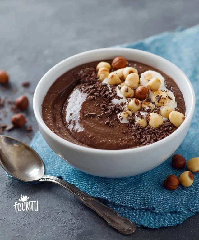 Porridge al cioccolato e nocciole